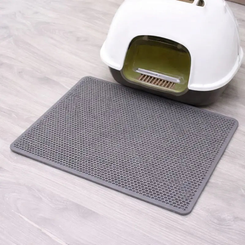 Tapis de litière gris avec bac a litière