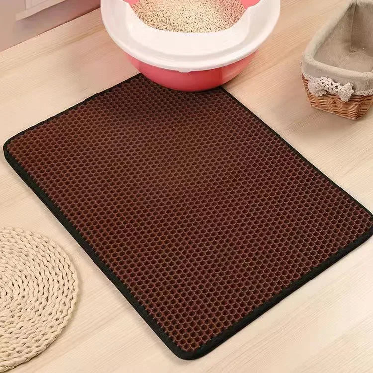Tapis de litière marron avec bac a litière